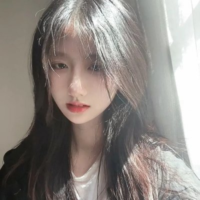暗红