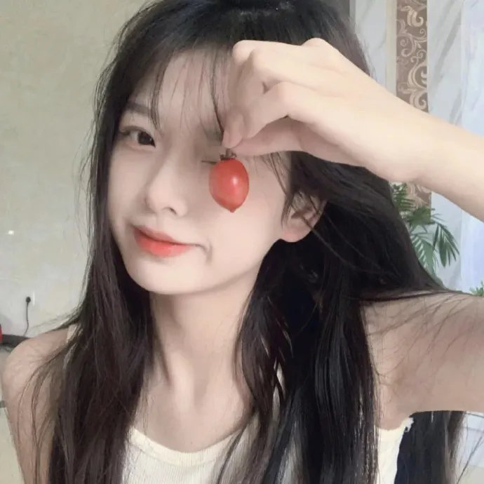 隔壁的吸血鬼美眉